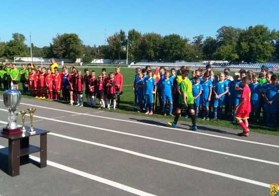 Щорічний Всеукраїнський турнір з футболу на Кубок пам’яті Заслуженого тренера України, Почесного громадянина міста Первомайська Л.Г. Кривицького Щорічний Всеукраїнський турнір з футболу на Кубок пам’яті Заслуженого тренера України, Почесного громадянина міста Первомайська Л.Г. Кривицького