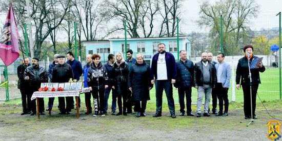 Закінчилась реалізація проекту Будівництво спортивного стадіону (міні-футбольного поля) зі штучним покриттям