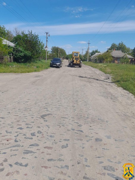 В старостинських округах розпочато грейдерування вулиць з ґрунтовим покриттям