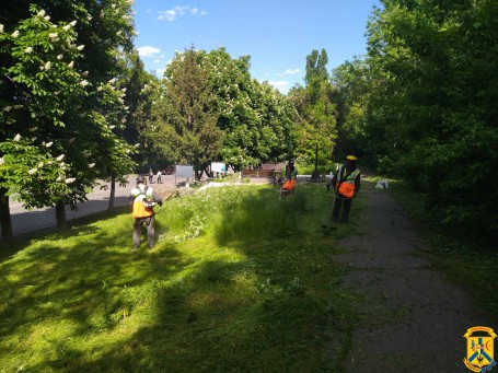 В Первомайській громаді активно проводять весняний благоустрій та упорядкування території