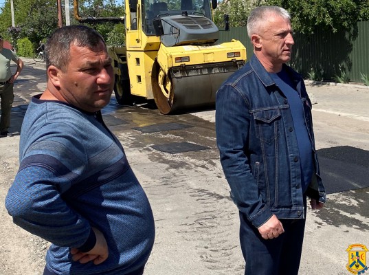 В Первомайській громаді продовжують проводити ямкові ремонти міських доріг В Первомайській громаді продовжують проводити ямкові ремонти міських доріг