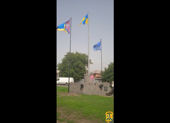 За ініціативи міського голови було встановлено додаткові флагштоки За ініціативи міського голови було встановлено додаткові флагштоки
