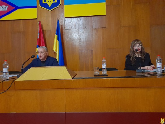 26 січня 2023 року під головуванням очільника громади Олега Демченка відбулось засідання чергової 39 сесії міської ради VIII скликання. 26 січня 2023 року під головуванням очільника громади Олега Демченка відбулось засідання чергової 39 сесії міської ради VIII скликання.