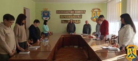 ЩОДЕННО О 9.00 В УКРАЇНІ — ЗАГАЛЬНОНАЦІОНАЛЬНА ХВИЛИНА МОВЧАННЯ 