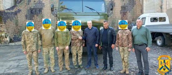 26 жовтня 2023 року міський голова Олег Демченко спільно із заступником Володимиром Рябченком та директором ФОП &laquo;Саакян&raquo; передали одному з бойових підрозділів необхідне технічне оснащення 