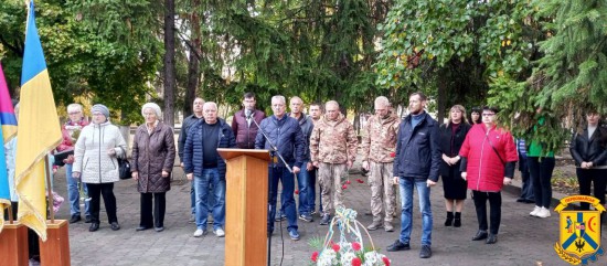 ЩОДЕННО О 9.00 В УКРАЇНІ — ЗАГАЛЬНОНАЦІОНАЛЬНА ХВИЛИНА МОВЧАННЯ ЩОДЕННО О 9.00 В УКРАЇНІ — ЗАГАЛЬНОНАЦІОНАЛЬНА ХВИЛИНА МОВЧАННЯ