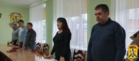 ЩОДЕННО О 9.00 В УКРАЇНІ — ЗАГАЛЬНОНАЦІОНАЛЬНА ХВИЛИНА МОВЧАННЯ