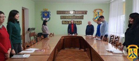 ЩОДЕННО О 9.00 В УКРАЇНІ — ЗАГАЛЬНОНАЦІОНАЛЬНА ХВИЛИНА МОВЧАННЯ