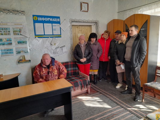 Міський голова Олег Демченко провів особистий прийом громадян в Чаусівському старостинському окрузі. Міський голова Олег Демченко провів особистий прийом громадян в Чаусівському старостинському окрузі.