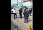  24 березня 2023 року  міський голова Олег Демченко разом зі своїм заступником Володимиром Рябченком проконтролювали роботи, які проводяться на вулиці А.Чернецького із заміни бордюрів тротуарів.
