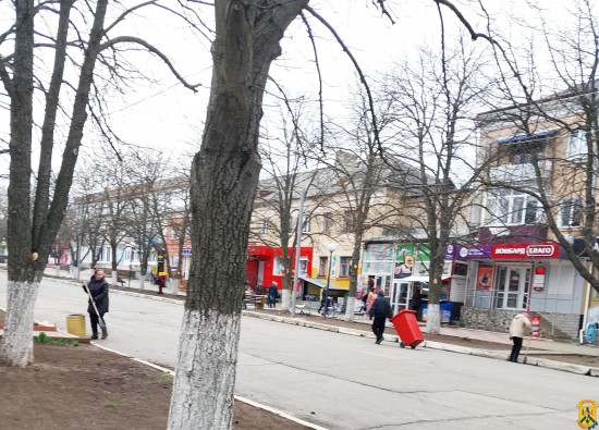 В Первомайській міській громаді продовжуються ремонти вулиць та комунальних доріг. В Первомайській міській громаді продовжуються ремонти вулиць та комунальних доріг.