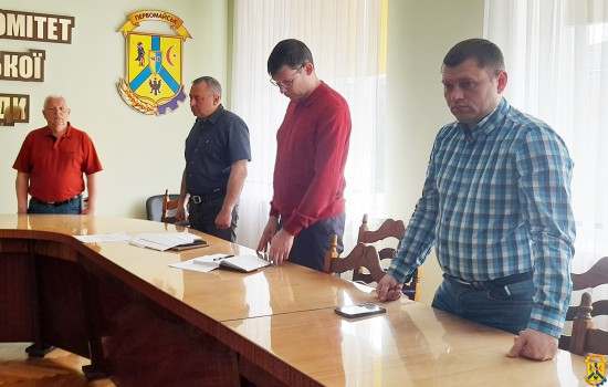 ЩОДЕННО О 9.00 В УКРАЇНІ — ЗАГАЛЬНОНАЦІОНАЛЬНА ХВИЛИНА МОВЧАННЯ ЩОДЕННО О 9.00 В УКРАЇНІ — ЗАГАЛЬНОНАЦІОНАЛЬНА ХВИЛИНА МОВЧАННЯ