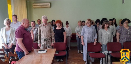 ЩОДЕННО О 9.00 В УКРАЇНІ — ЗАГАЛЬНОНАЦІОНАЛЬНА ХВИЛИНА МОВЧАННЯ ЩОДЕННО О 9.00 В УКРАЇНІ — ЗАГАЛЬНОНАЦІОНАЛЬНА ХВИЛИНА МОВЧАННЯ
