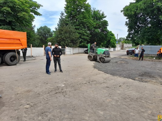 Проінспектували ремонт дорожнього покриття. Проінспектували ремонт дорожнього покриття.