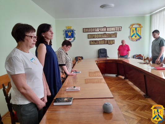 ЩОДЕННО О 9.00 В УКРАЇНІ — ЗАГАЛЬНОНАЦІОНАЛЬНА ХВИЛИНА МОВЧАННЯ ЩОДЕННО О 9.00 В УКРАЇНІ — ЗАГАЛЬНОНАЦІОНАЛЬНА ХВИЛИНА МОВЧАННЯ