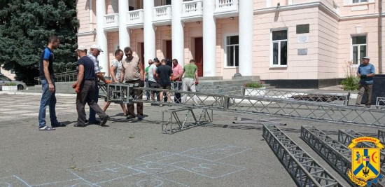 У Первомайську на центральній площі відбудеться благодійний концерт на підтримку ЗСУ. У Первомайську на центральній площі відбудеться благодійний концерт на підтримку ЗСУ.