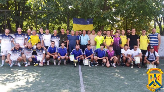 На спортивному майданчику політехнічного коледжу відбулись фінальні ігри розіграшу Кубку міста Первомайська з мініфутболу.