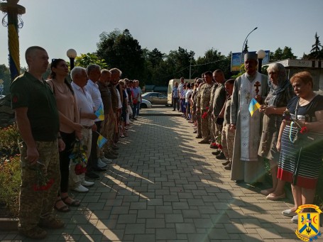 ЩОДЕННО О 9.00 В УКРАЇНІ — ЗАГАЛЬНОНАЦІОНАЛЬНА ХВИЛИНА МОВЧАННЯ