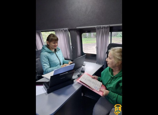 17 жовтня 2024 року, адміністратори ЦНАП відвідали село Чаусове Друге 17 жовтня 2024 року, адміністратори ЦНАП відвідали село Чаусове Друге