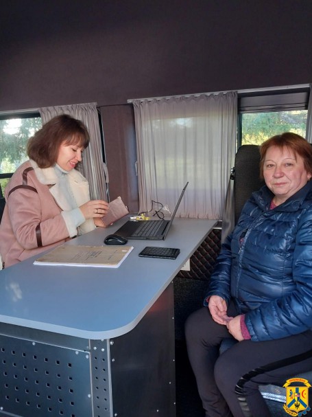 24 жовтня 2024 року, фахівці Мобільного ЦНАПу здійснили виїзд до жителів селища Підгородна