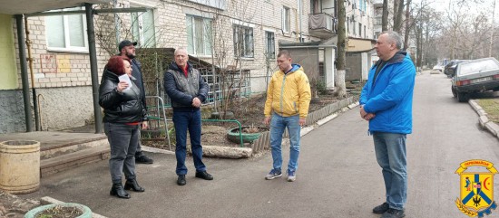 В Первомайській громаді продовжується облаштування сховищ в освітніх закладах та приміщеннях поблизу них 