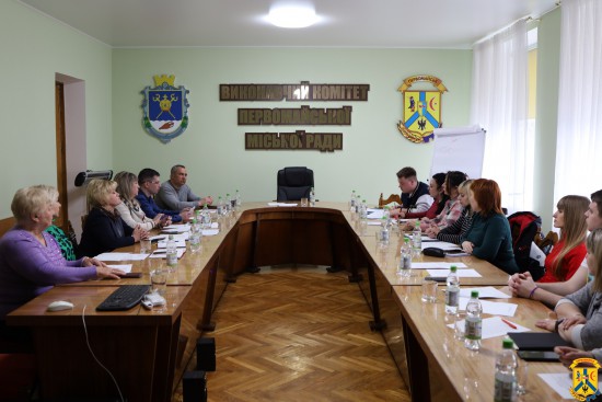 Відбулось чергове засідання Ради з питань внутрішньо переміщених осіб . Відбулось чергове засідання Ради з питань внутрішньо переміщених осіб .