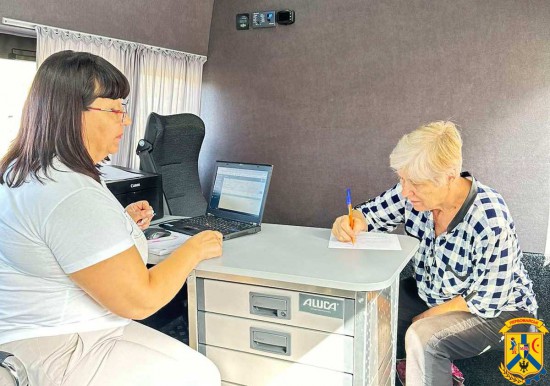 11 вересня 2024 року адміністратори ЦНАП відвідали селище Підгородна 11 вересня 2024 року адміністратори ЦНАП відвідали селище Підгородна