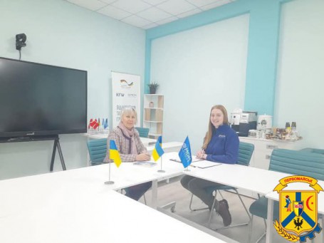 У Офісі відновлення та розвитку Виконавчого комітету Первомайської міської ради продовжує роботу психологиня команди Міжнародної організації з міграції &nbsp;(МОМ)