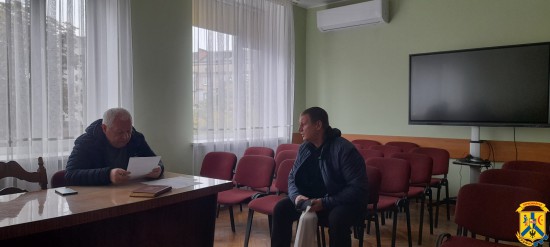 08 жовтня 2025 року, відповідно до доручення міського голови Олега Демченка, перший заступник міського голови Дмитро Малішевський провів особистий прийом громадян у приміщенні Виконавчого комітету Первомайської міської ради