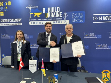 13&ndash;14 листопада 2025 року Первомайська міська територіальна громада взяла участь у міжнародній платформі ReBuild Ukraine у Варшаві, де був підписаний один із ключових інфраструктурних проєктів &mdash; реконструкція магістрального водогону міста