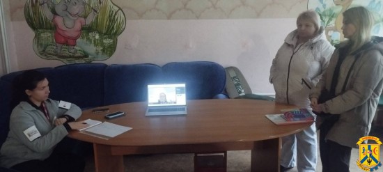27 листопада 2025 року за дорученням очільника Первомайської міської територіальної громади Олега Демченка заступник міського голови Володимир Рябченко взяв участь у робочій зустрічі з представниками Данської ради у справах біженців (DRC)