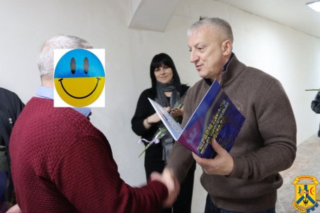1 грудня 2025 року очільник Первомайської міської територіальної громади Олег Демченко привітав особові склади двох військових частин, які цього дня відзначали річниці свого створення