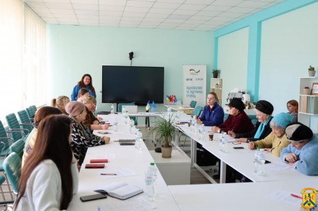 25 лютого 2025 року в Офісі відновлення та розвитку Виконавчого комітету Первомайської міської ради відбулося засідання Фокус-групи в межах проєкту Міжнародної організації з міграції (МОМ) &laquo;Відновлення та підтримка громад&raquo;