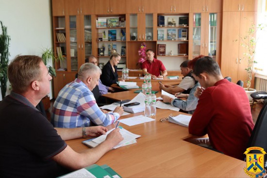 19 вересня 2025 року відбулося засідання постійної депутатської комісії з питань охорони здоров’я, освіти, науки, культури, молоді, спорту і туризму, соціального захисту, мови, прав національних меншин, гендерної рівності, материнства та дитинства