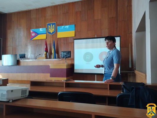 24 вересня 2025 року у приміщенні виконавчого комітету Первомайської міської ради відбулося засідання робочої групи з реалізації заходів відновлення громади в межах проєкту Міжнародної організації з міграції (MOM &ndash; UN Migration)