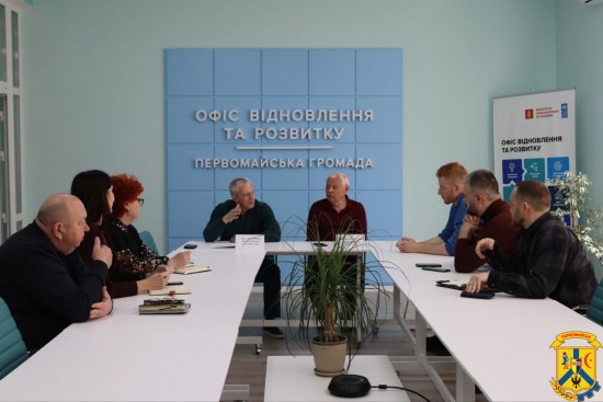 25 березня 2026 року у Первомайську відбулася важлива робоча зустріч очільника Первомайської міської територіальної громади Олега Демченка з керівником Офісу Посольства Королівства Данія в Миколаєві Якобом Хансеном