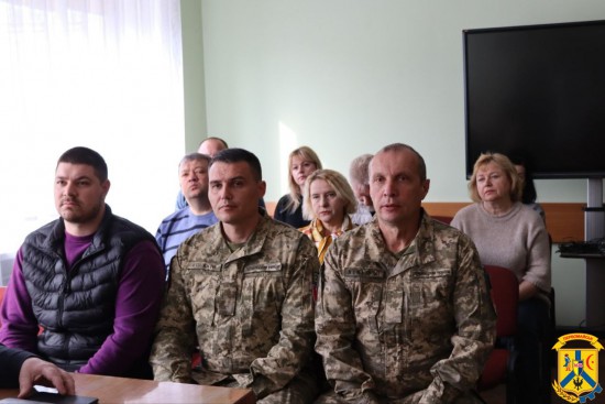 17 квітня 2026 року, напередодні відзначення 24-ї річниці формування Військової служби правопорядку, в залі засідань виконавчого комітету Первомайської міської ради відбулося привітання військовослужбовців