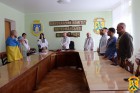21 травня 2026 року в приміщенні виконавчого комітету Первомайської міської ради громада зустрічала Захисника України &mdash; Амандурдиєва Сергія Олеговича