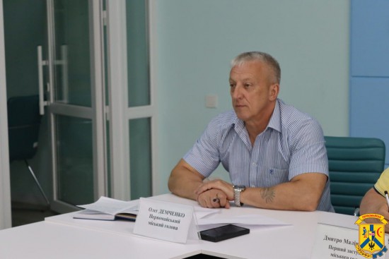 02 липня 2026 року в Офісі відновлення та розвитку Первомайської громади відбулася чергова онлайн-нарада в межах реалізації масштабного інфраструктурного проєкту реконструкції магістрального водогону міста Первомайськ