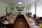 28 липня 2026 року в залі засідань виконавчого комітету Первомайської міської ради відбулася чергова апаратна нарада під головуванням очільника Первомайської міської територіальної громади Олега Демченка