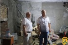 18 серпня 2026 року очільник Первомайської міської територіальної громади Олег Демченко спільно з першим заступником міського голови Дмитром Малішевським здійснив робочий виїзд до підвального приміщення поблизу гімназії №2