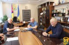 15 вересня 2026 року очільник Первомайської міської територіальної громади Олег Демченко провів робочу зустріч з експертом проєкту SUN4Ukraine Юрієм Матвєєвим